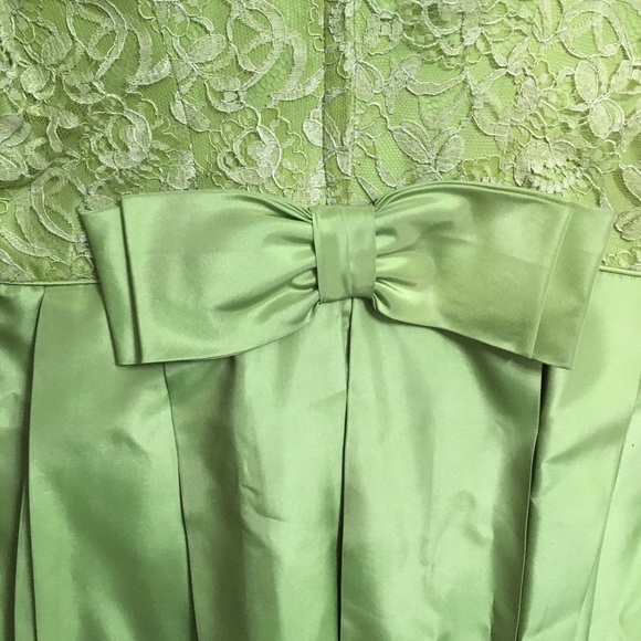 Green Dress with Matching Hat Circa 1950/1960 - Picture 5 of 6